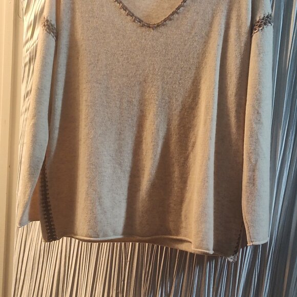 Johnny was Cashmere whipstitch sweater size small - Picture 6 of 16